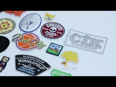 과장 패치 폴리에스테르 능직 면직포 위의 맞춘 국기 로고 8 CM 철