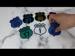 맞춘 획일적 패치 옷은 과장 패치에 디자인 철을 메웁니다