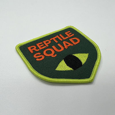 철이 옷을 위해 맞춘 과장 패치를 지원하는 것에 구성 우븐 패치를 능직으로 짭니다