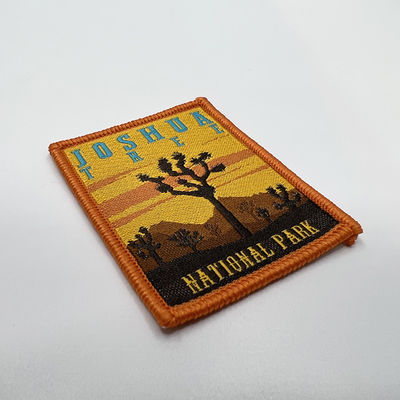 의류를 위한 패치 맞춘 우븐 패치 위의 자연적 공원 판도네 색 철