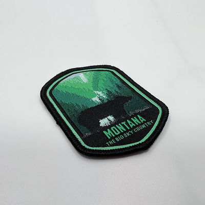 의류를 위한 우븐 패치 과장 패치 위의 녹색 천연 동물 디자인 철분